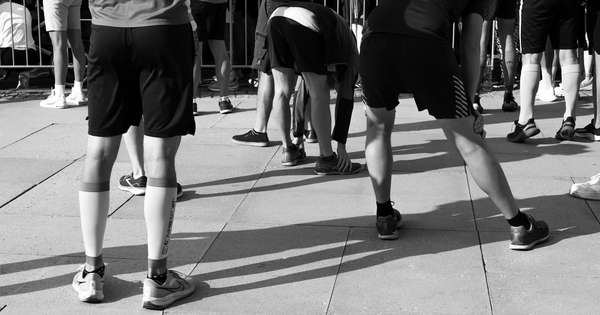 Last van stijve benen bij het hardlopen? Zo start je iedere training soepeler! | Hardlopen.nl