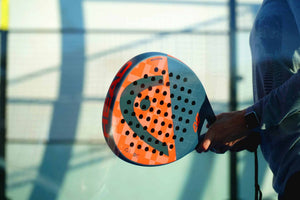 Hoe je padel blessures kunt voorkomen