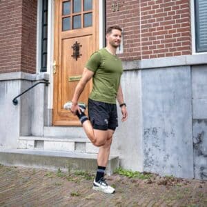 Rekken van bovenbenen tegen spierpijn