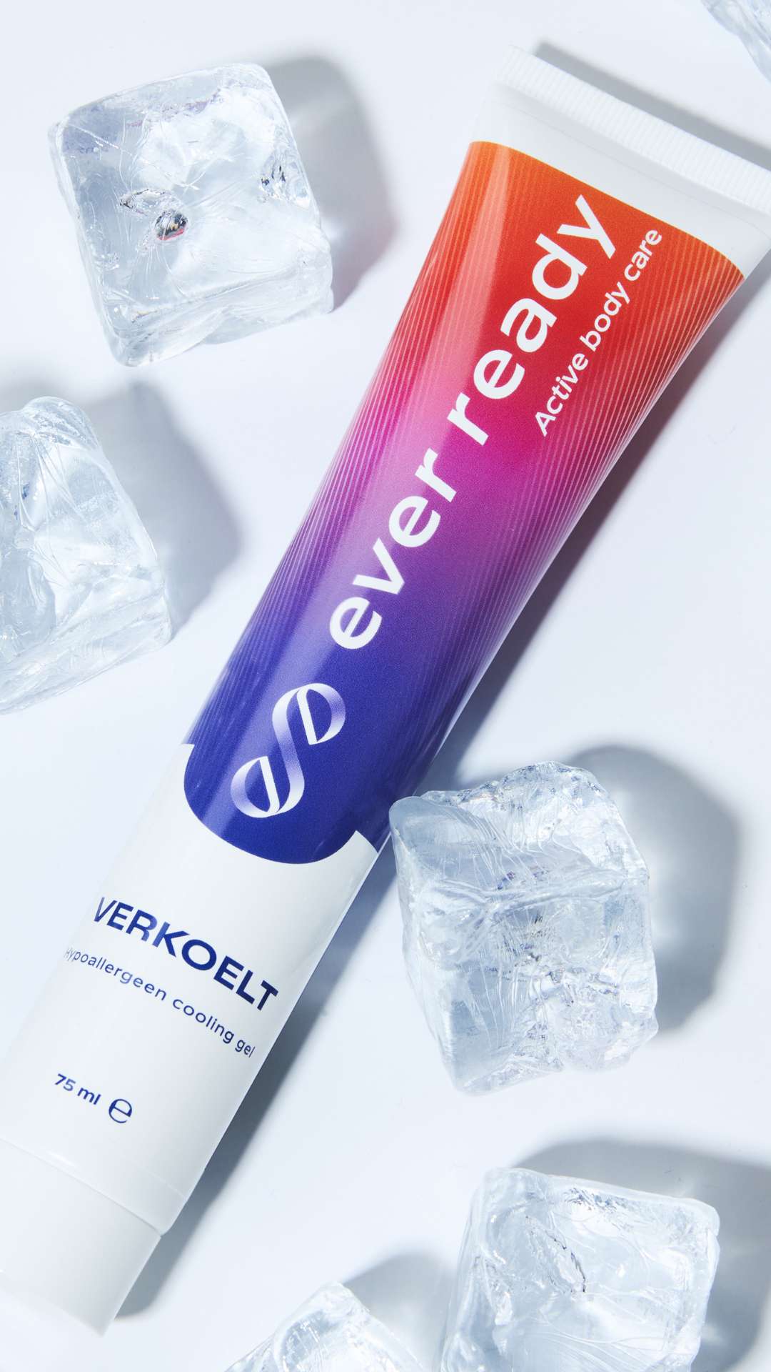 Verkoelt met ijs